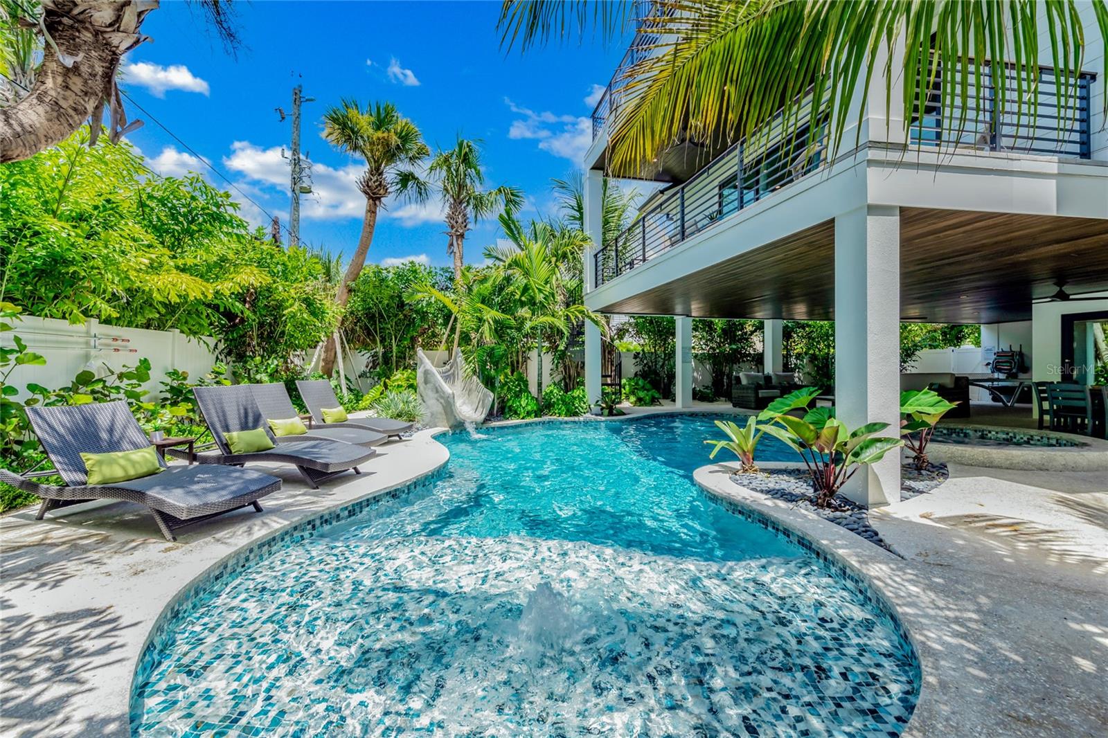 Image 10 of 62 For 209 Garfield Drive