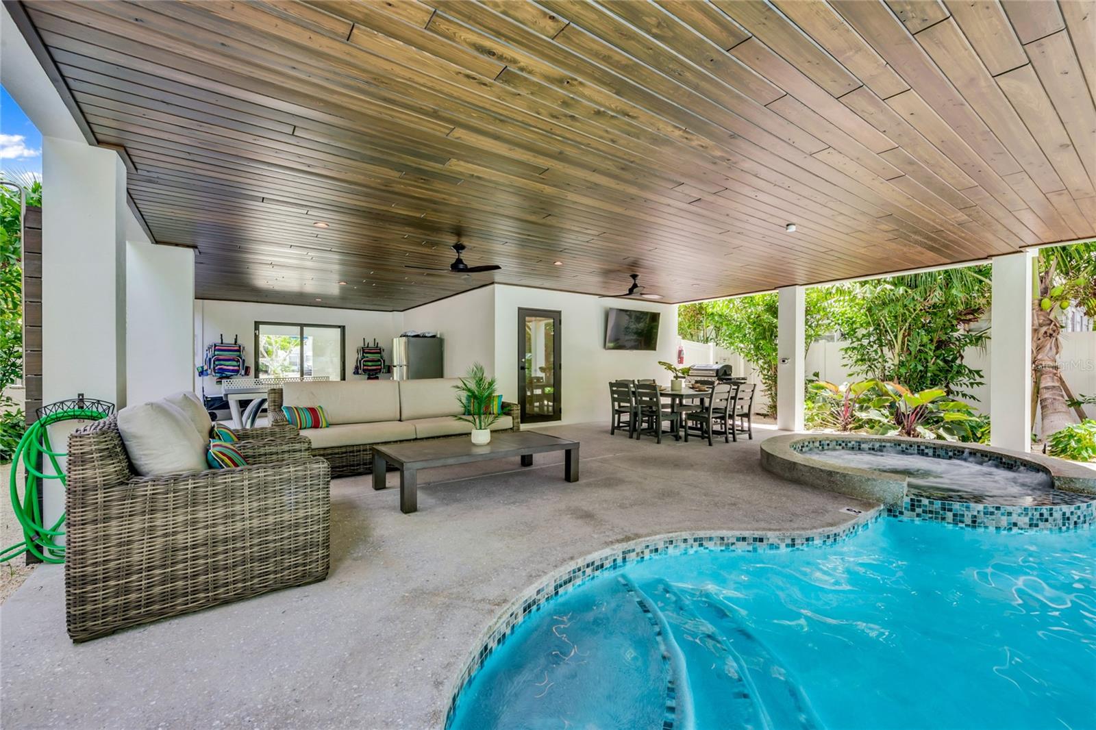 Image 18 of 62 For 209 Garfield Drive