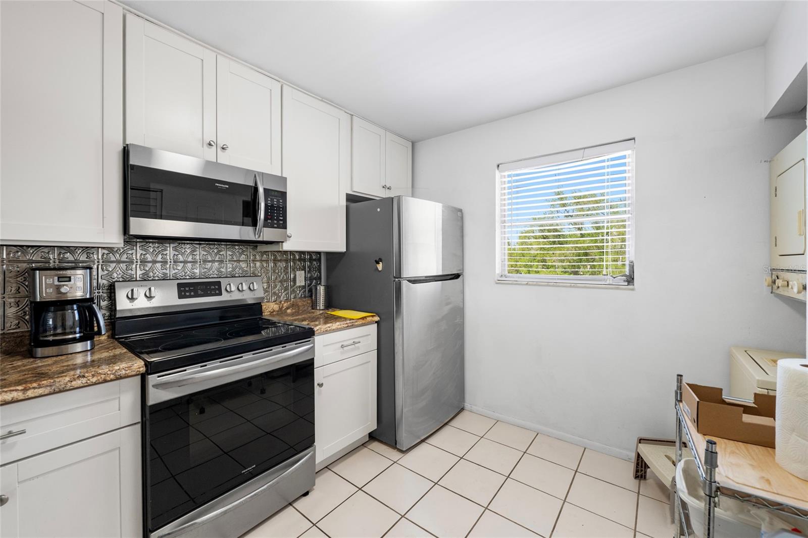 Image 10 of 25 For 3640 Ironwood Circle 406n