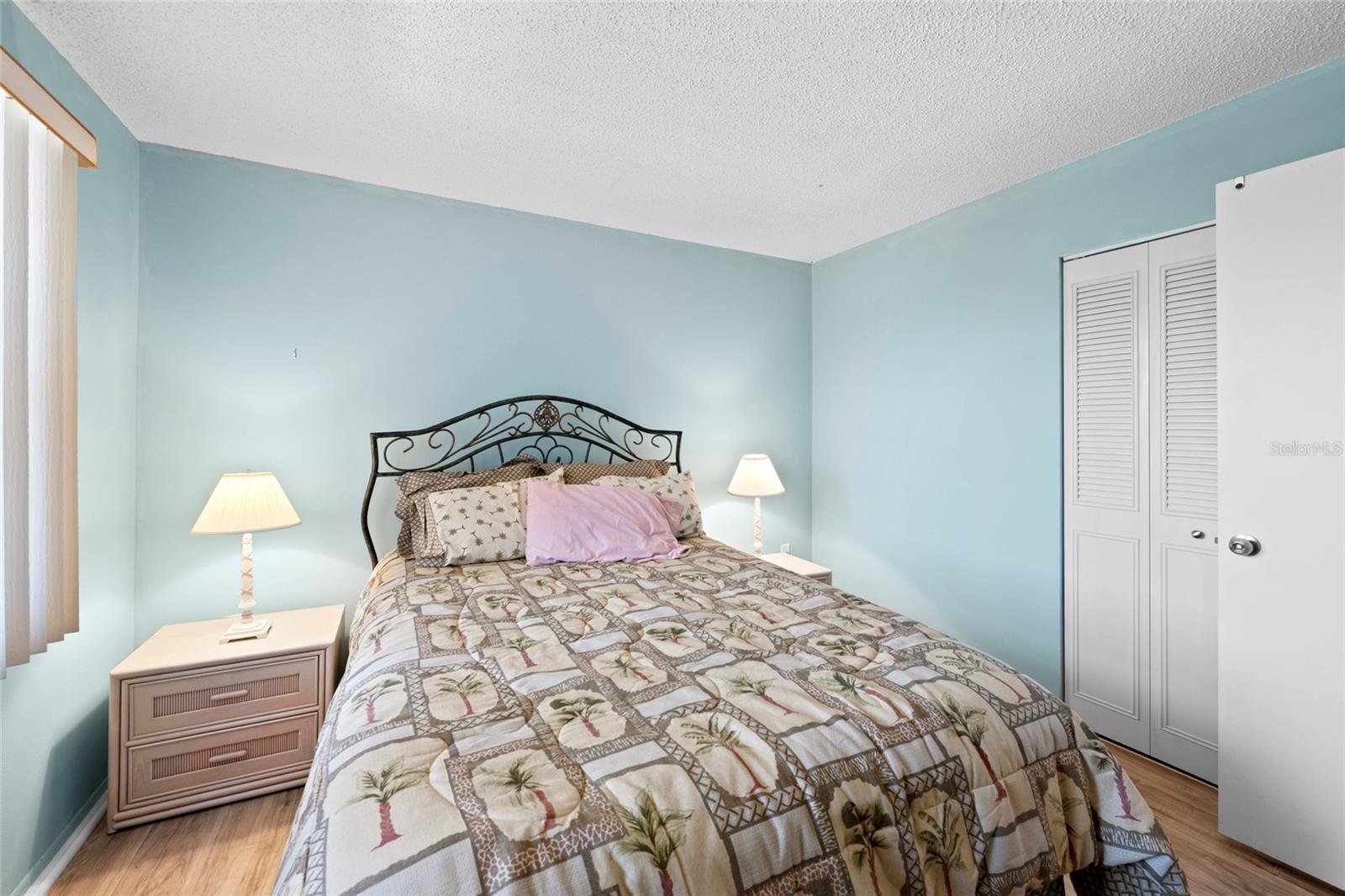 Image 18 of 25 For 3640 Ironwood Circle 406n