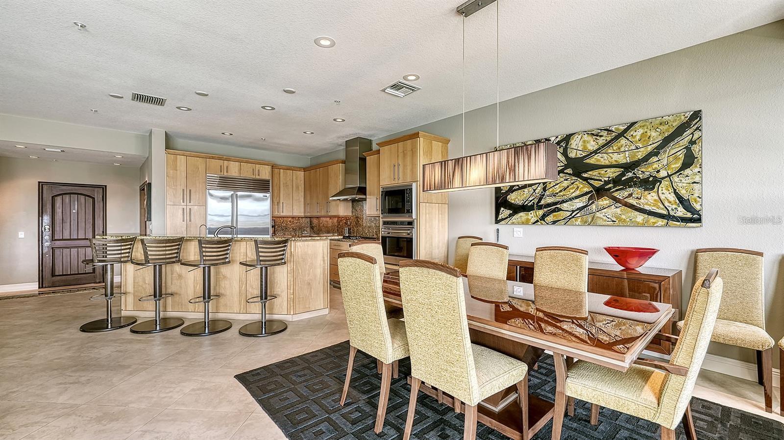 Image 12 of 50 For 650 Golden Gate Point 602