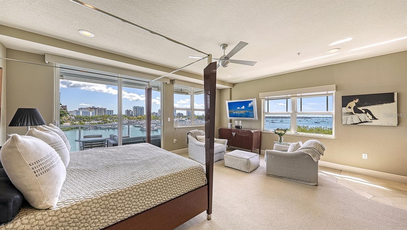 Image 22 of 50 For 650 Golden Gate Point 602