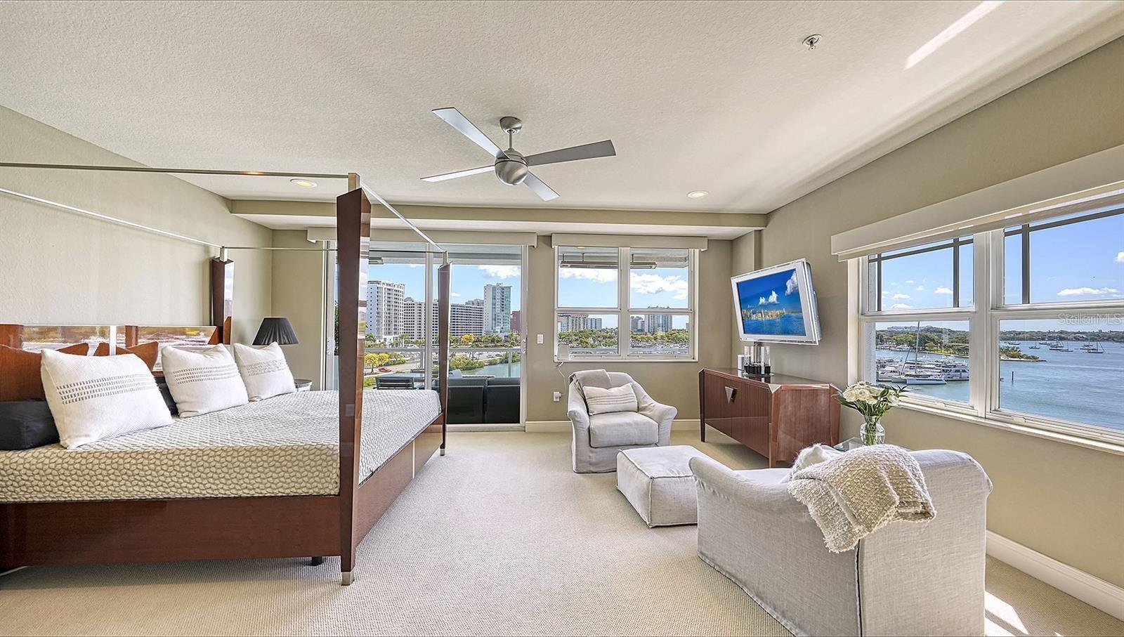 Image 23 of 50 For 650 Golden Gate Point 602