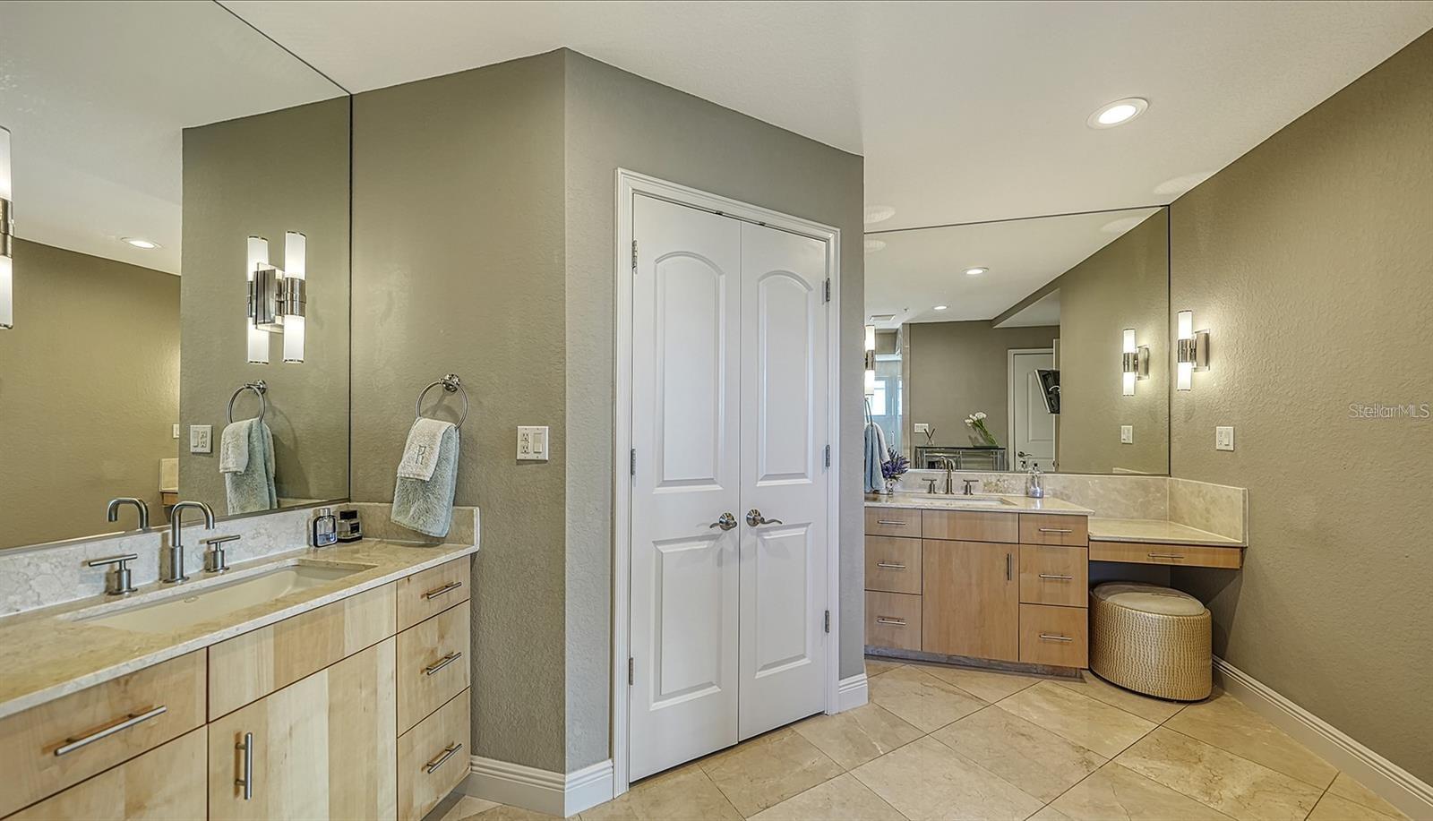 Image 26 of 50 For 650 Golden Gate Point 602