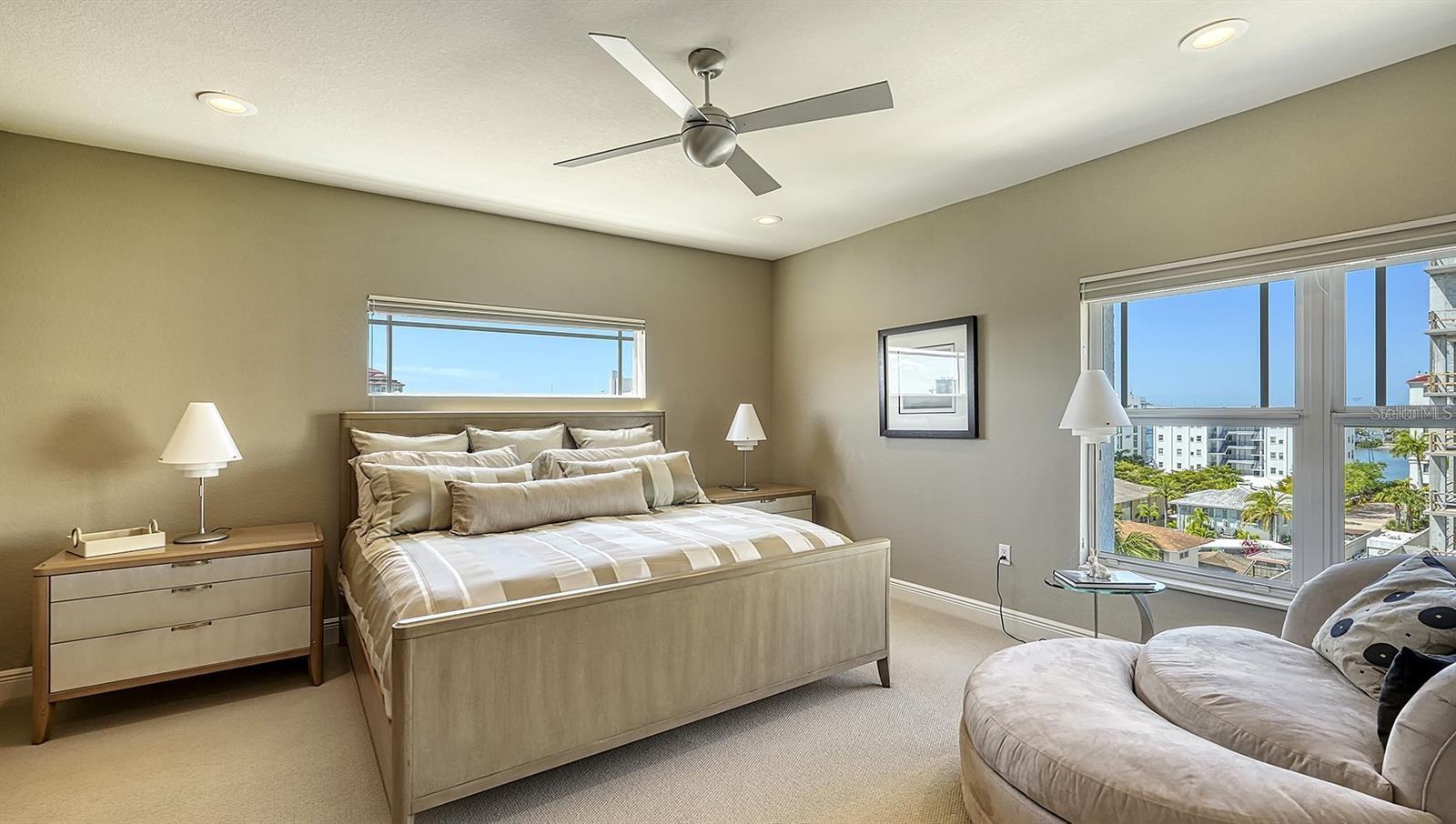 Image 35 of 50 For 650 Golden Gate Point 602