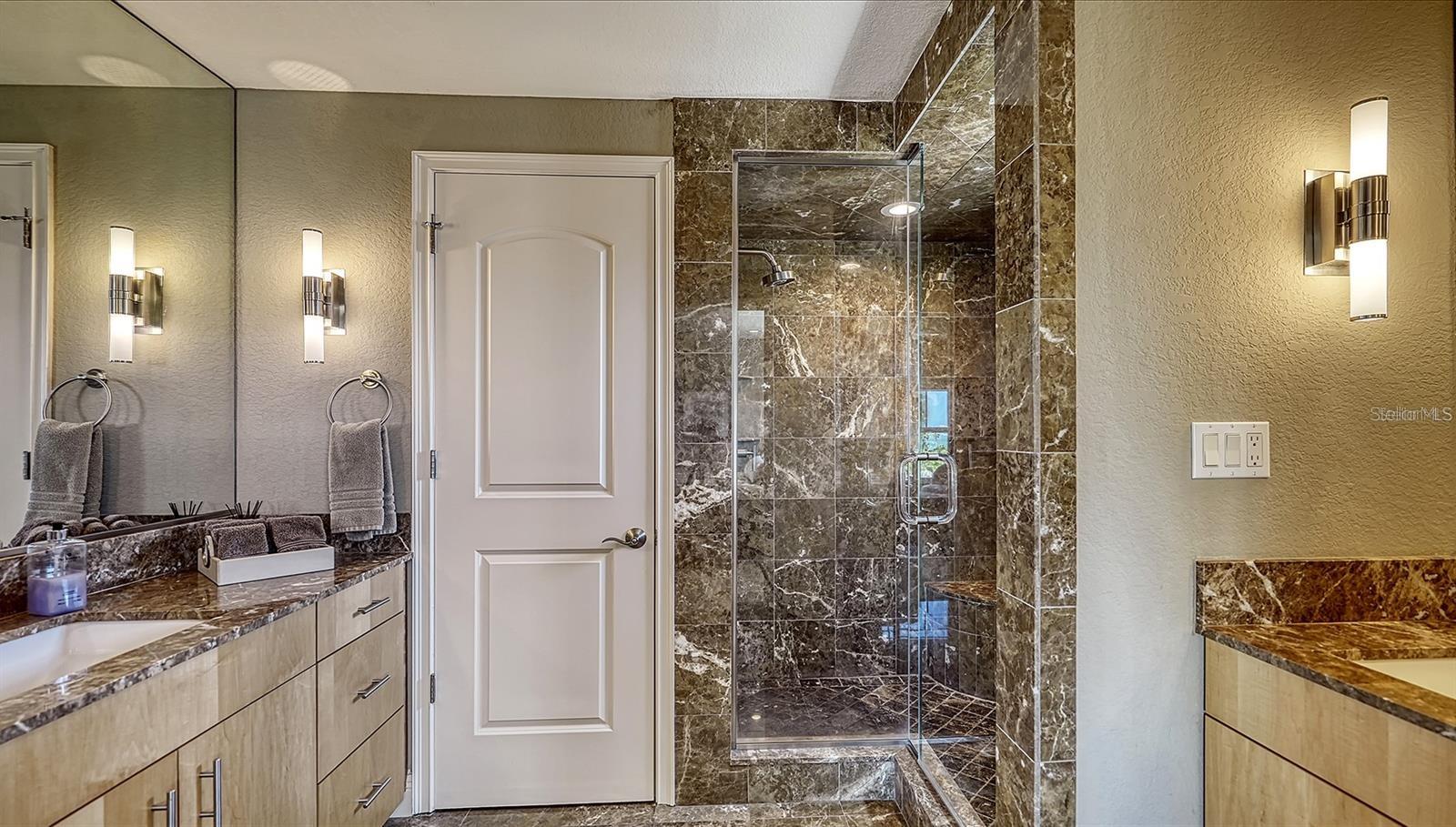 Image 37 of 50 For 650 Golden Gate Point 602