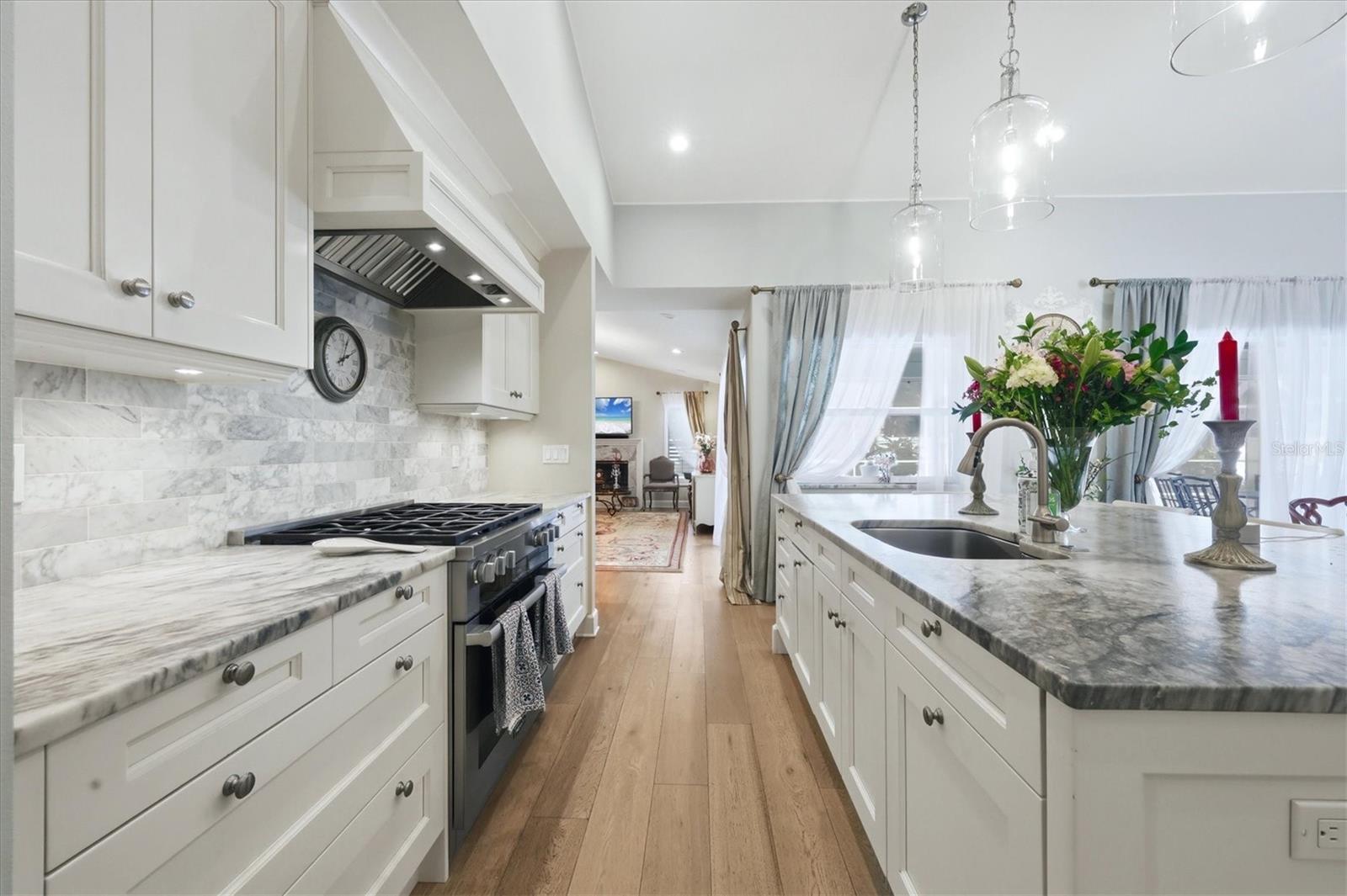 Image 29 of 82 For 3508 Avenida Madera