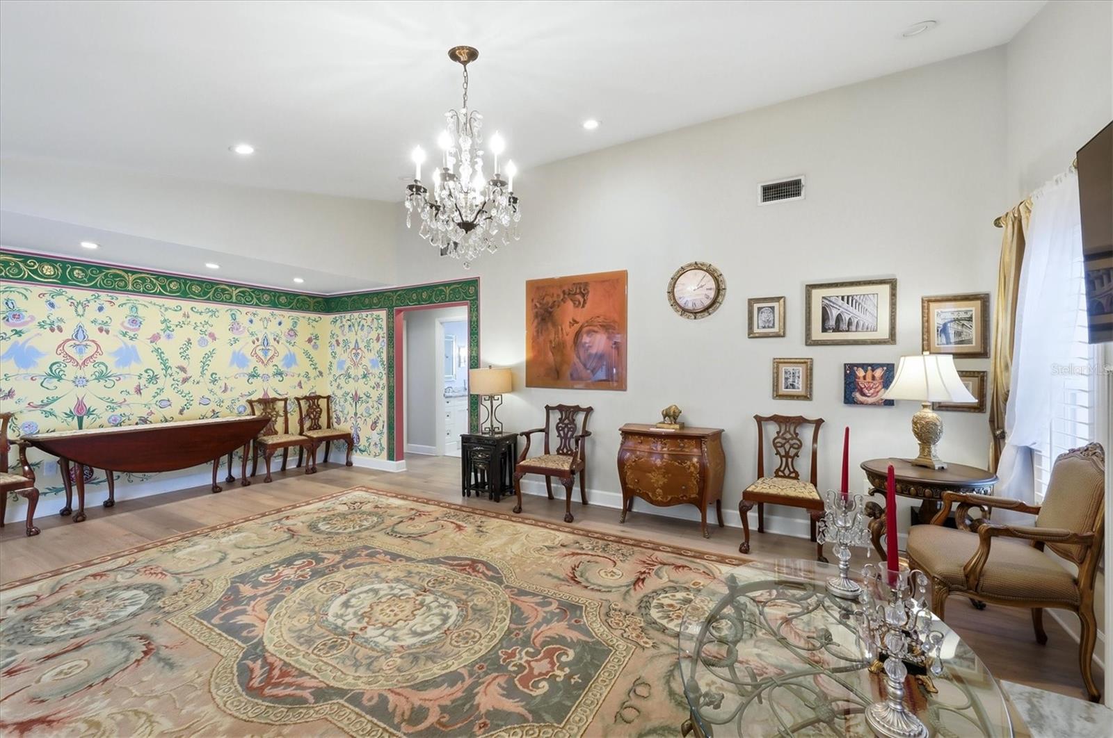 Image 32 of 82 For 3508 Avenida Madera