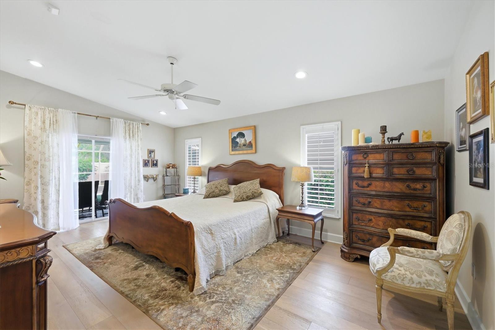 Image 34 of 82 For 3508 Avenida Madera