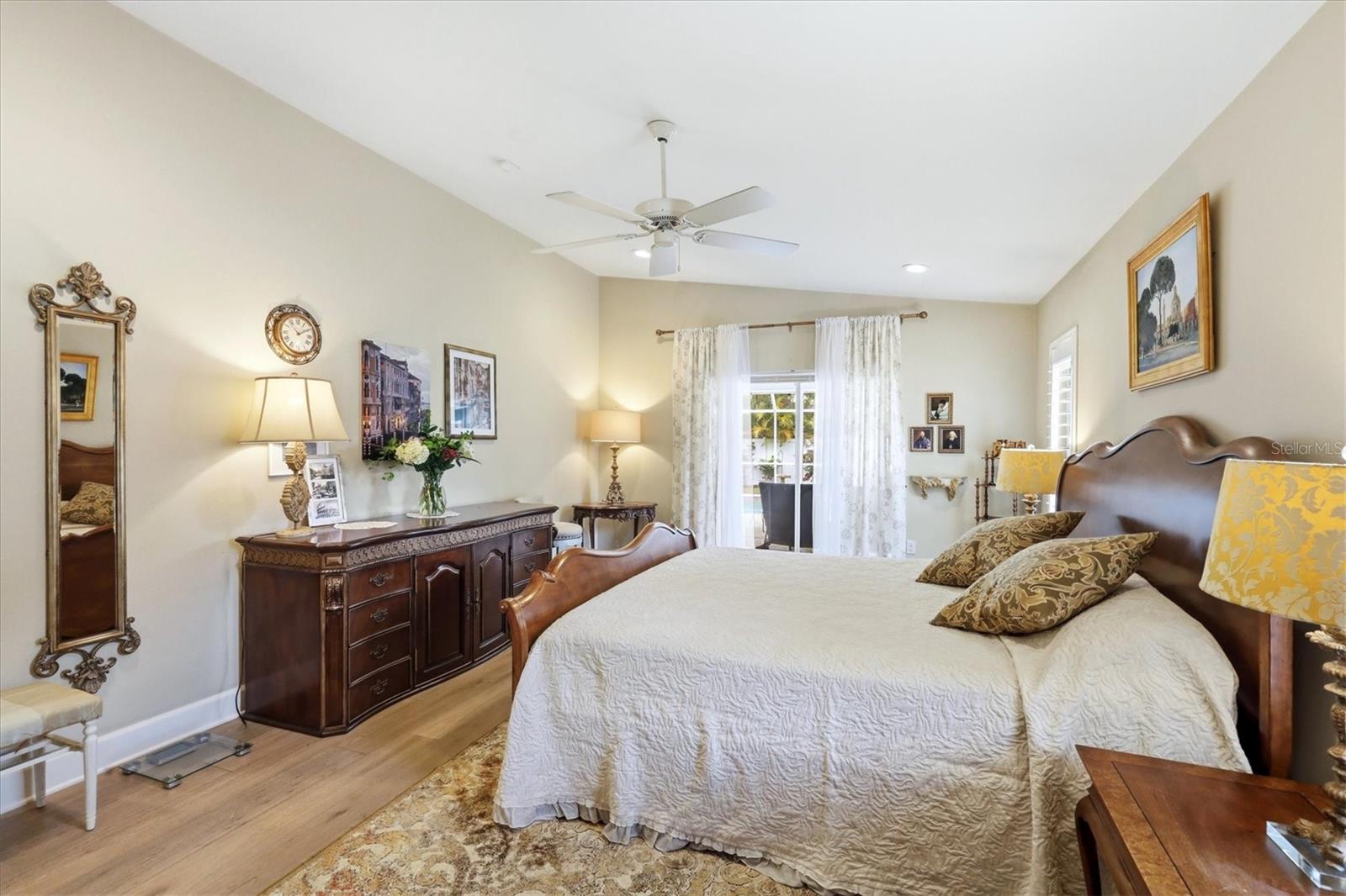 Image 35 of 82 For 3508 Avenida Madera