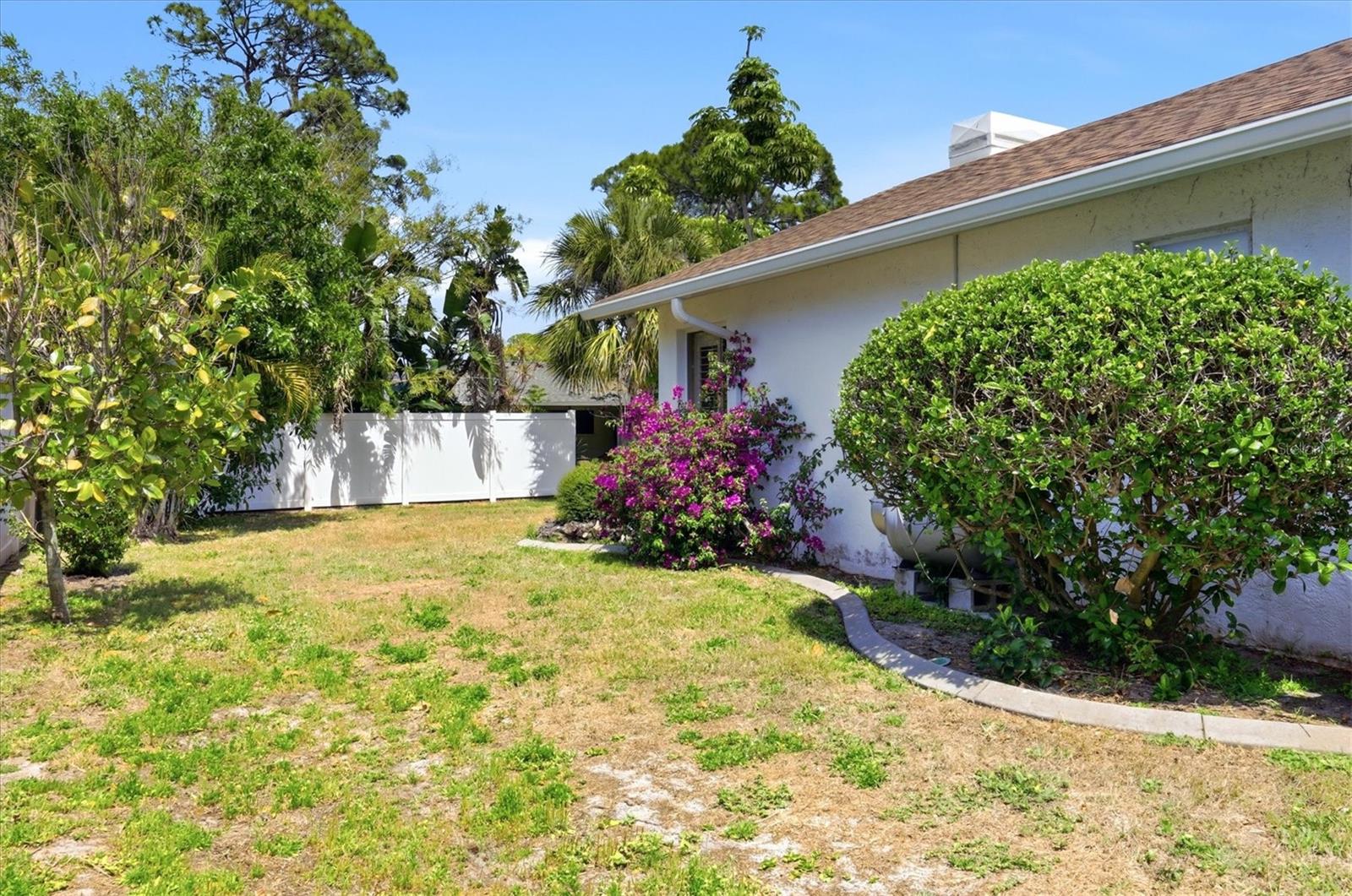 Image 52 of 82 For 3508 Avenida Madera