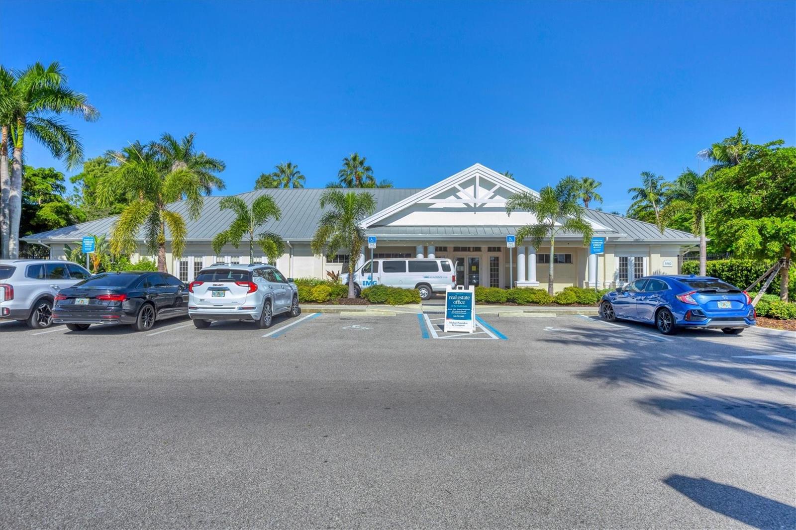 Image 69 of 82 For 3508 Avenida Madera