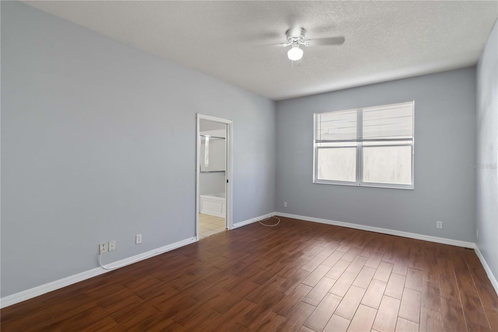 Image 17 of 26 For 5214 60th Drive E