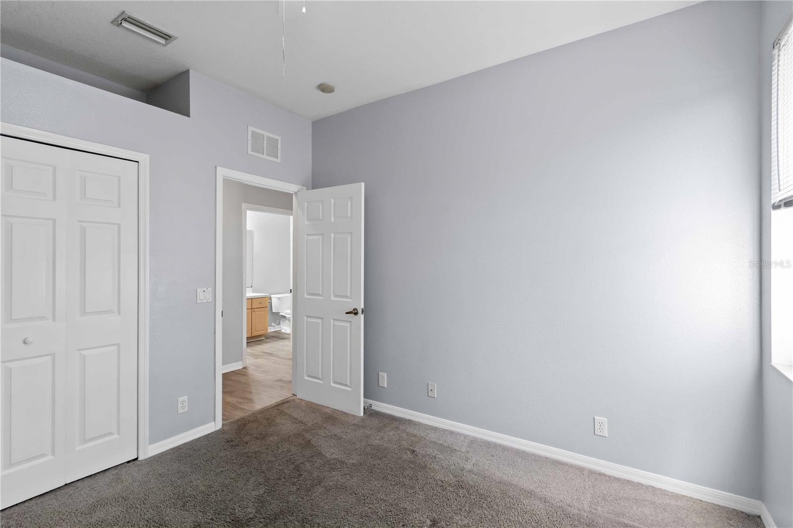 Image 21 of 26 For 5214 60th Drive E