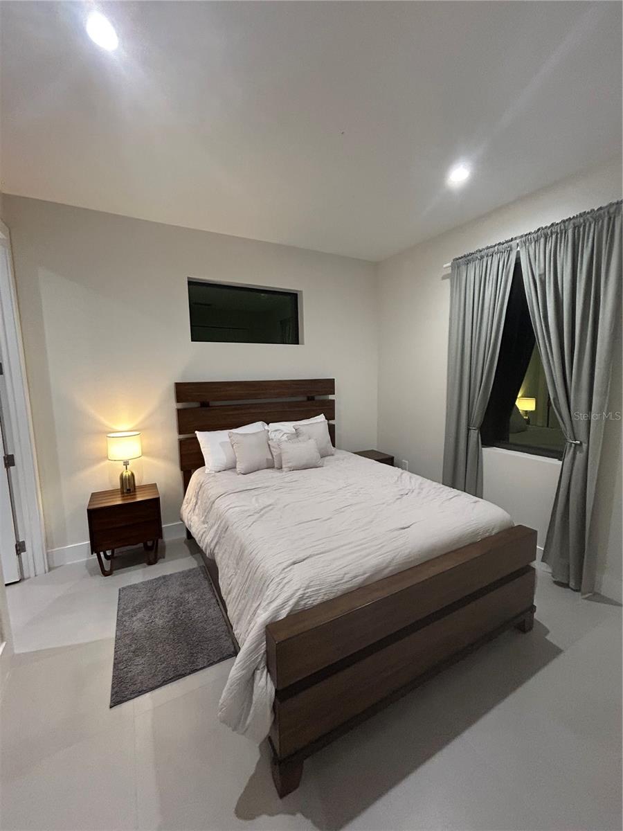 Image 21 of 38 For 289 Long Meadow Lane