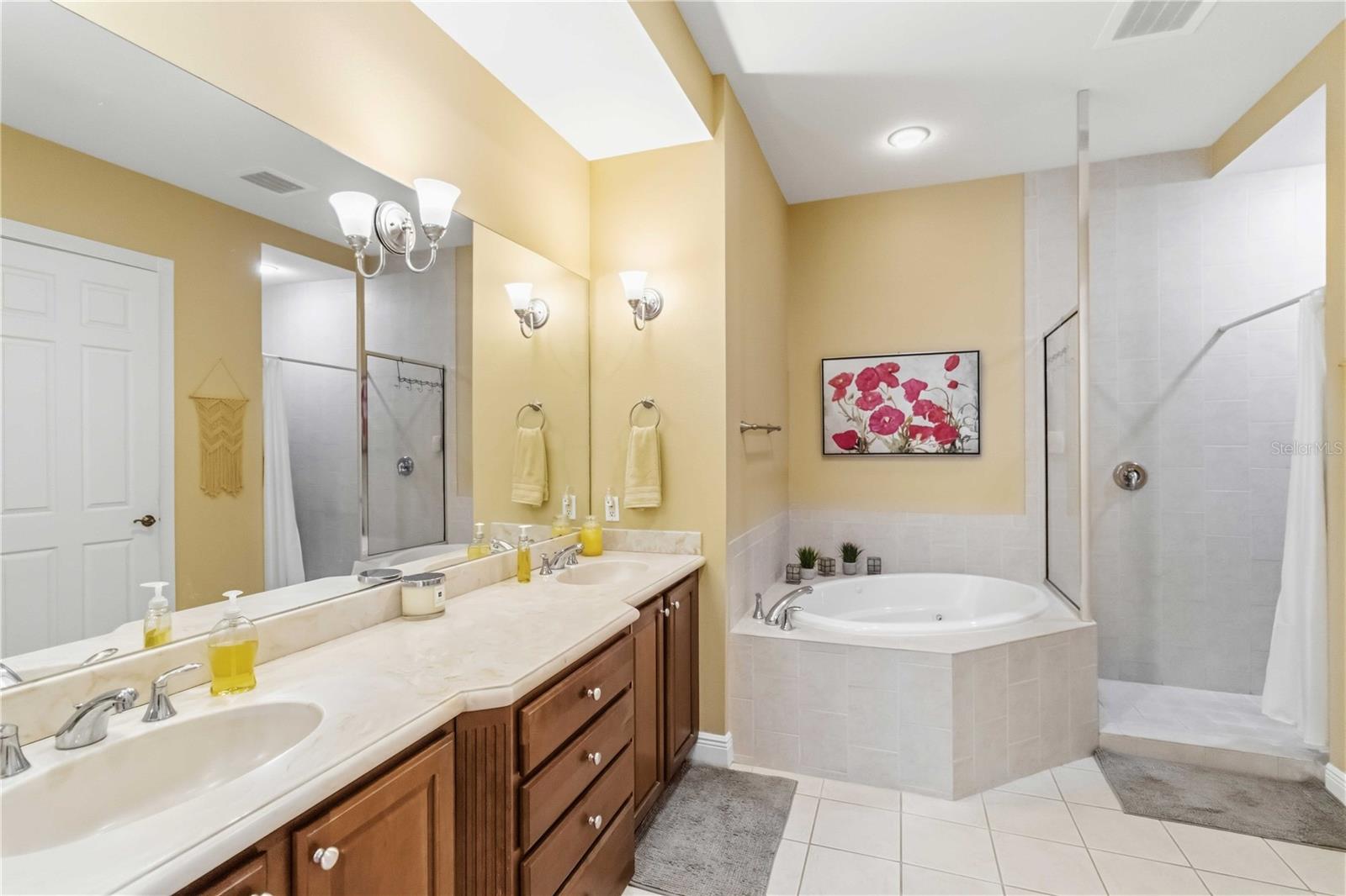 Image 12 of 37 For 5246 Manorwood Drive 4c