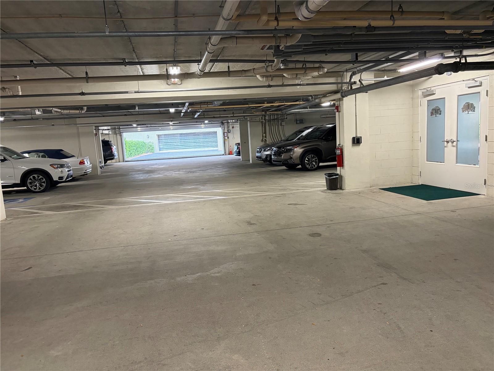 Image 21 of 37 For 5246 Manorwood Drive 4c