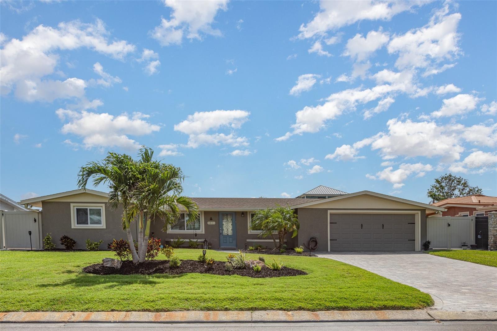 Details for 3811 101st Street W, BRADENTON, FL 34210