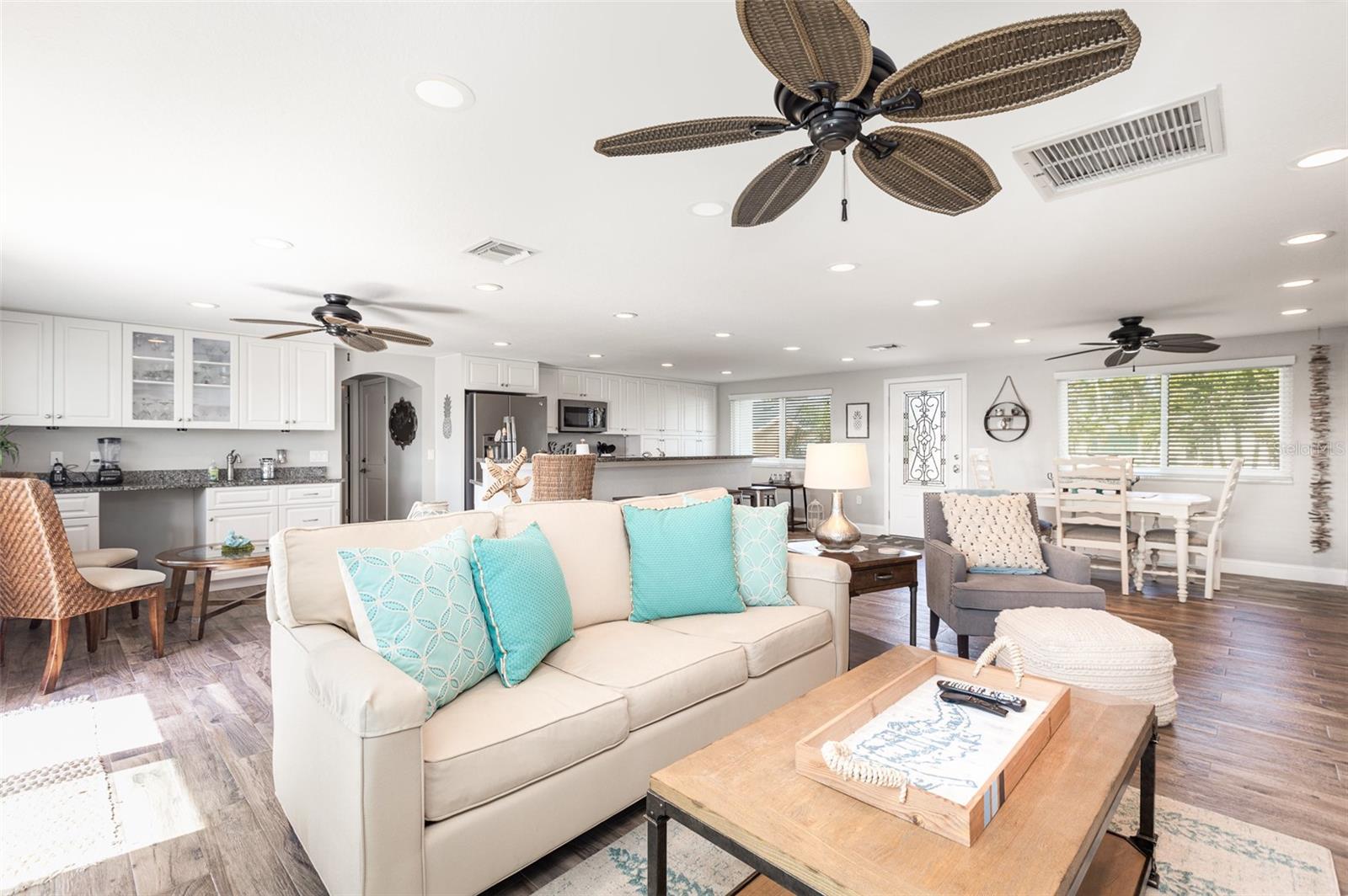 Image 5 of 18 For 3811 101st Street W