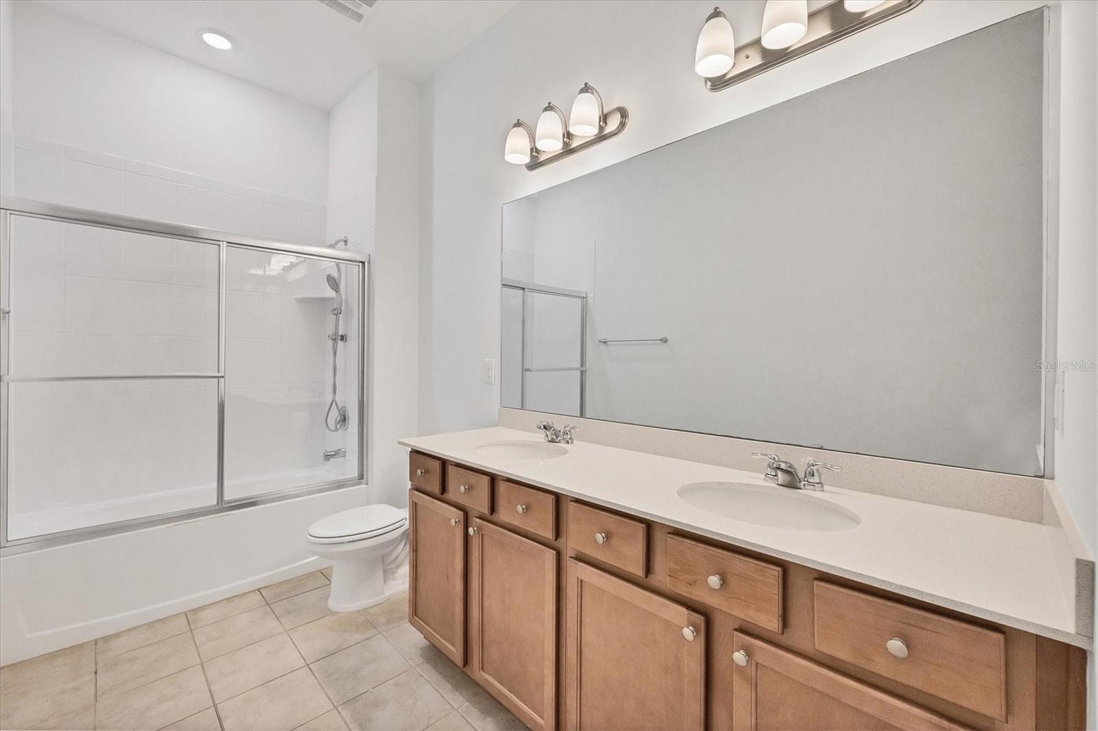 Image 29 of 45 For 7228 Great Egret Boulevard