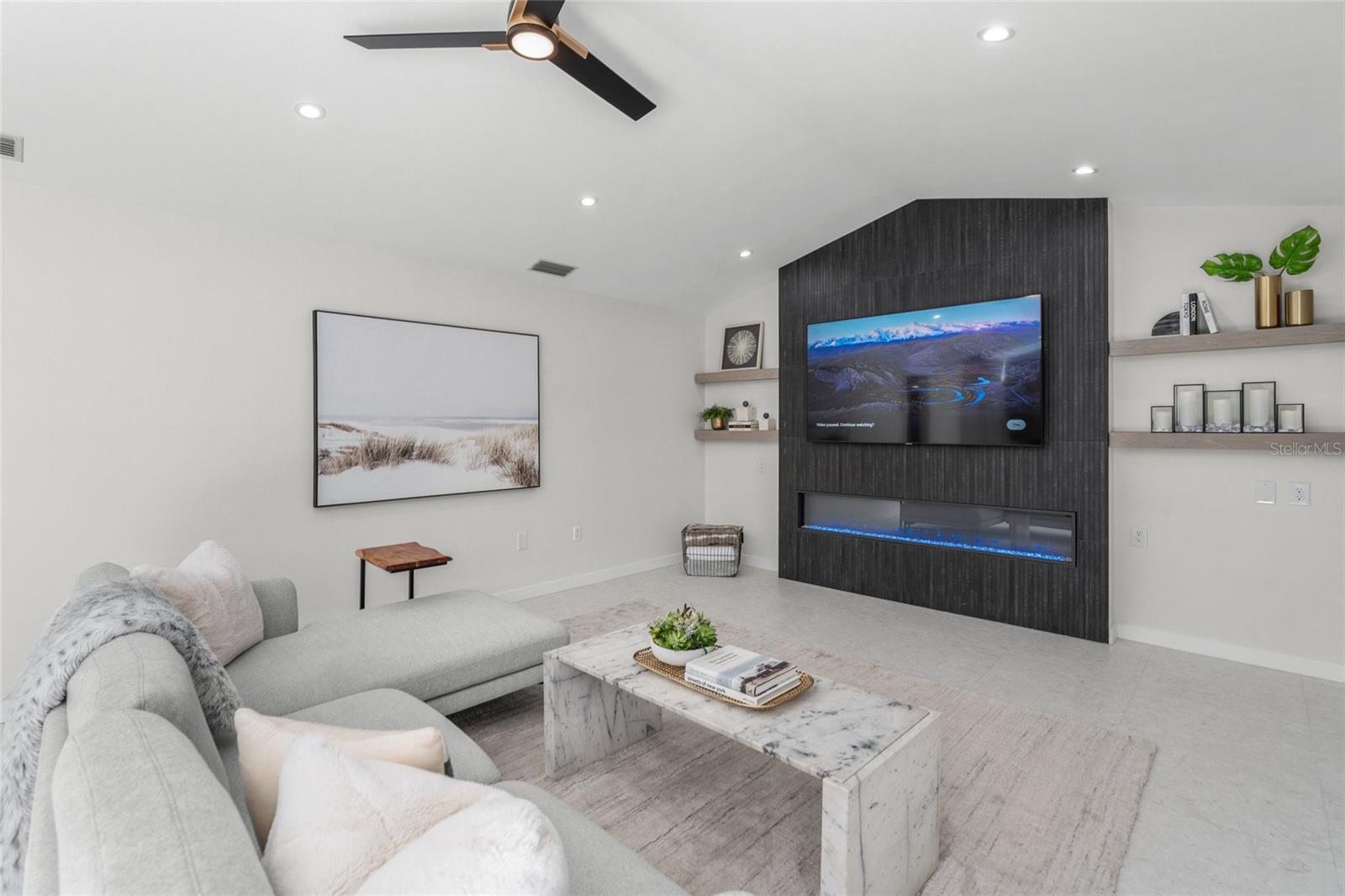 Image 14 of 52 For 1527 Buoy Lane