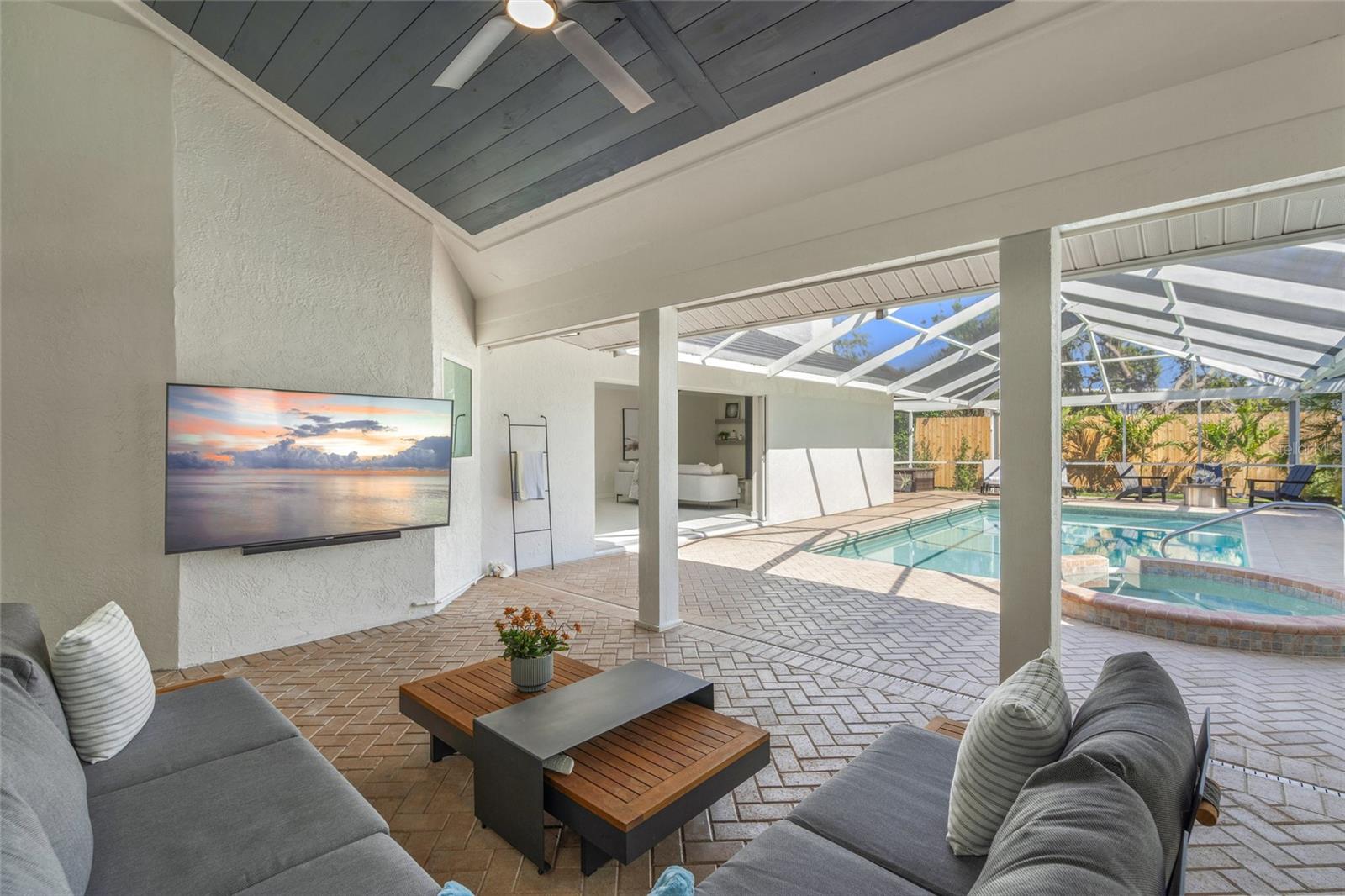 Image 30 of 52 For 1527 Buoy Lane