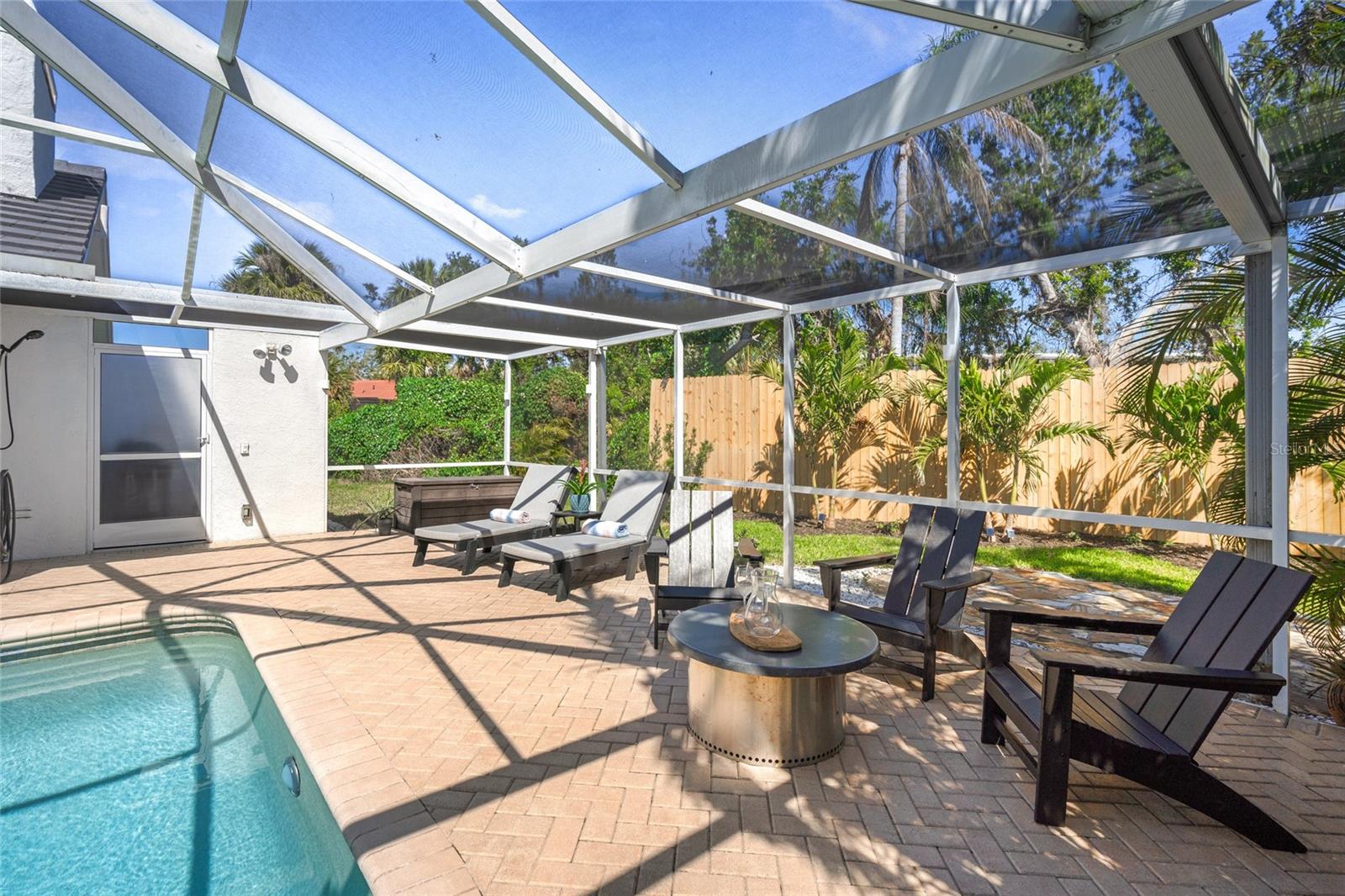 Image 33 of 52 For 1527 Buoy Lane