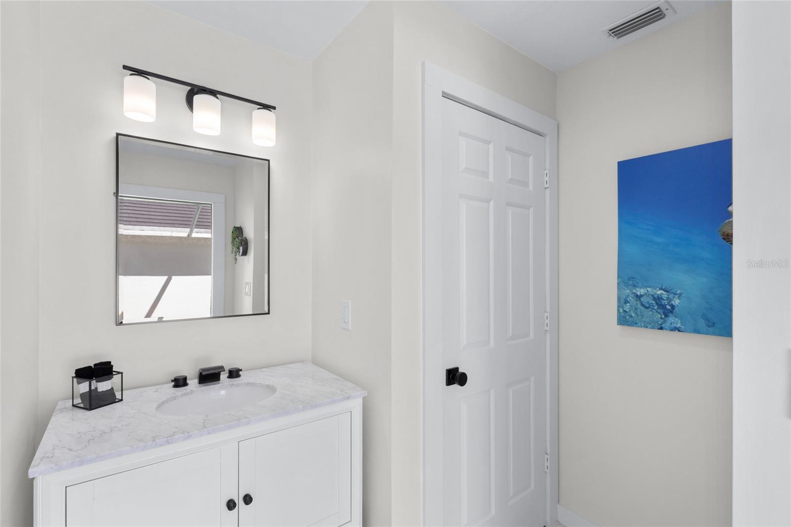 Image 35 of 52 For 1527 Buoy Lane