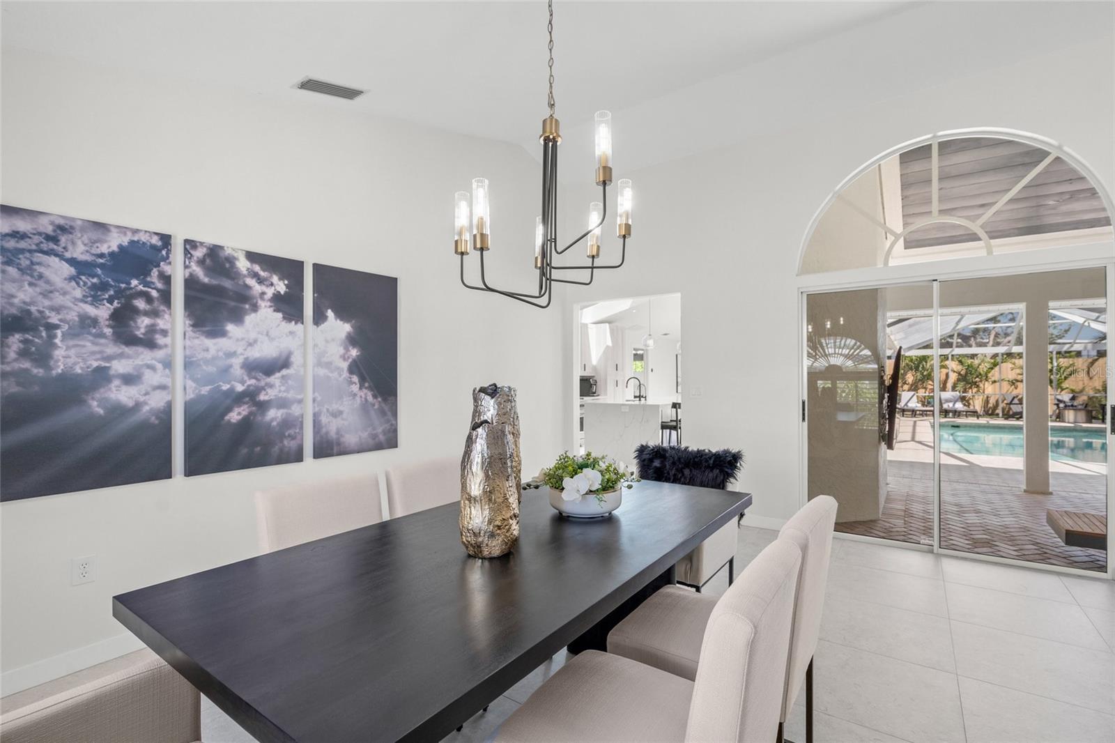 Image 4 of 52 For 1527 Buoy Lane