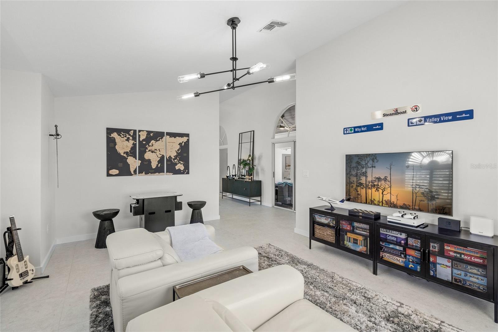 Image 5 of 52 For 1527 Buoy Lane