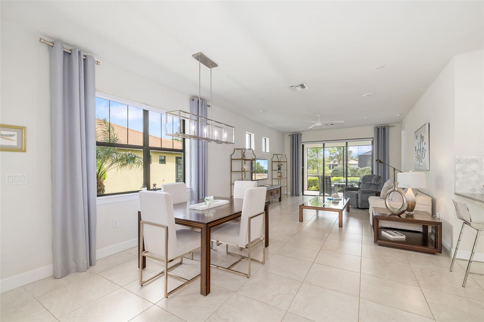 Image 11 of 51 For 12314 Myrtle Bay Court