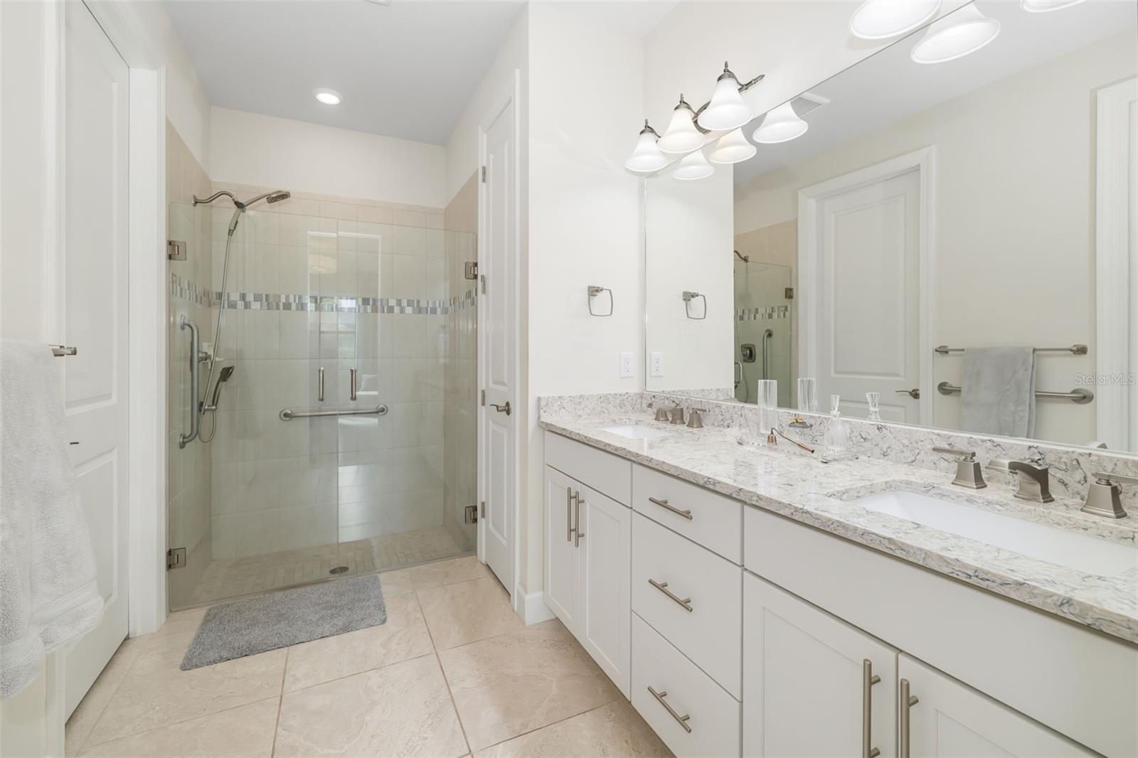 Image 19 of 51 For 12314 Myrtle Bay Court