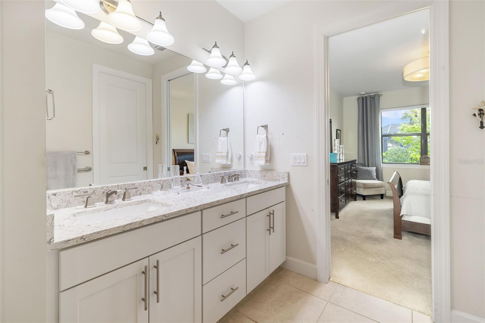 Image 22 of 51 For 12314 Myrtle Bay Court