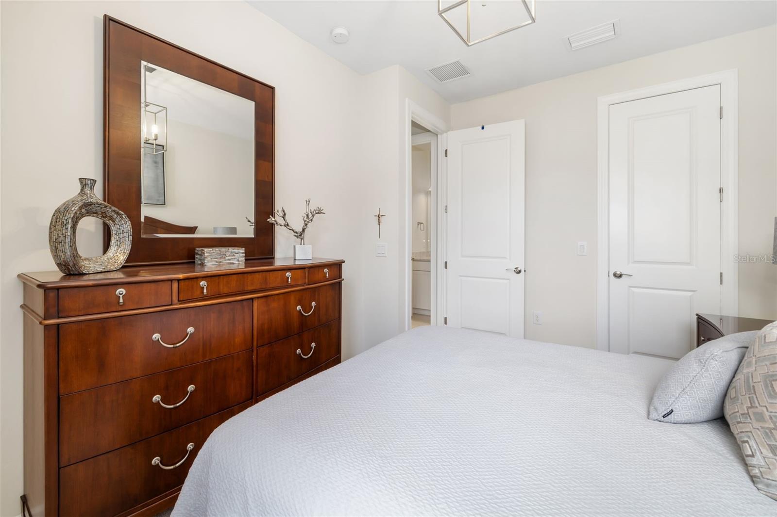 Image 24 of 51 For 12314 Myrtle Bay Court