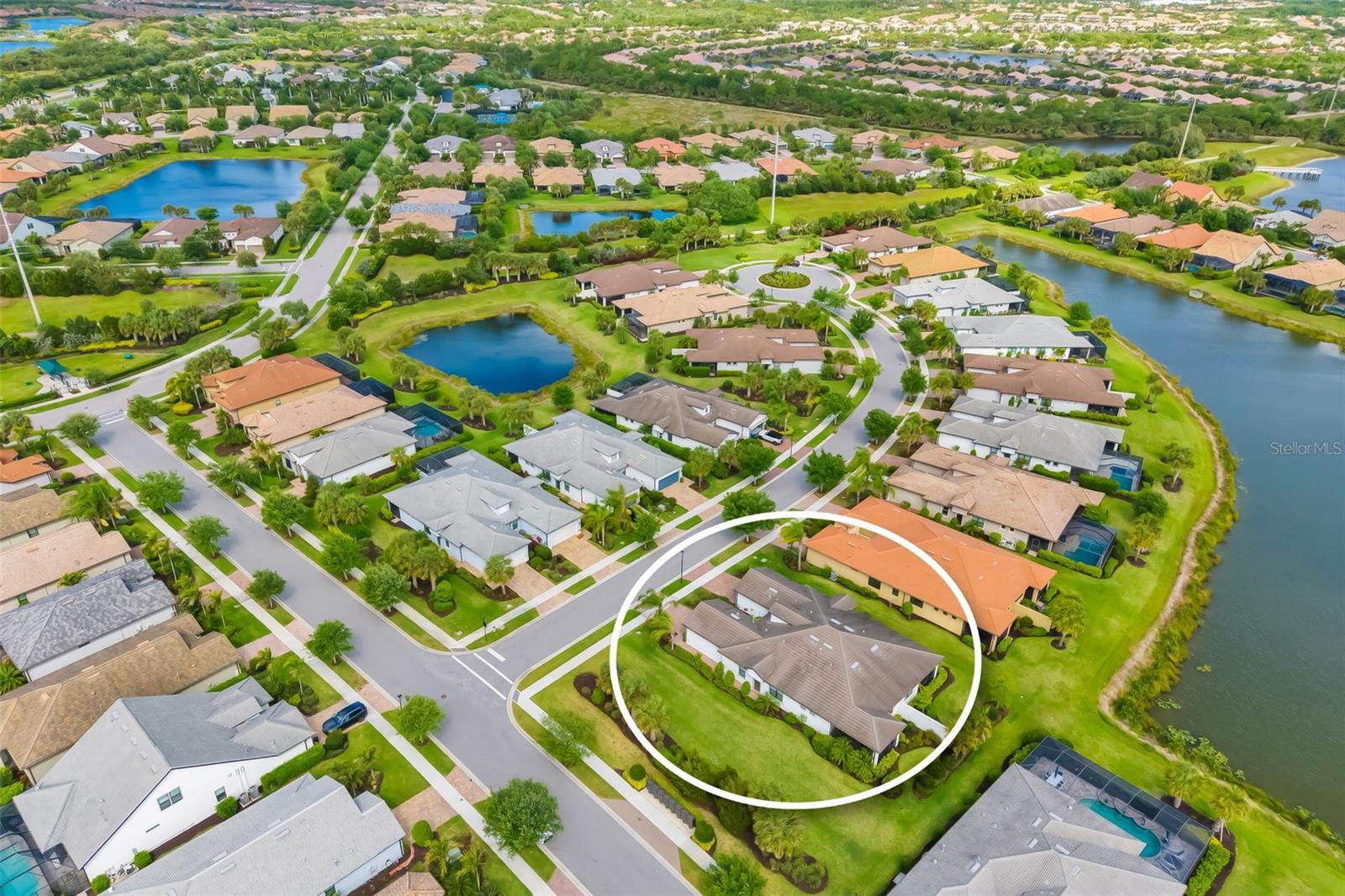 Image 34 of 51 For 12314 Myrtle Bay Court