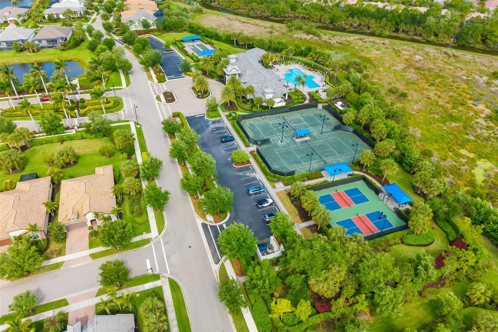 Image 40 of 51 For 12314 Myrtle Bay Court