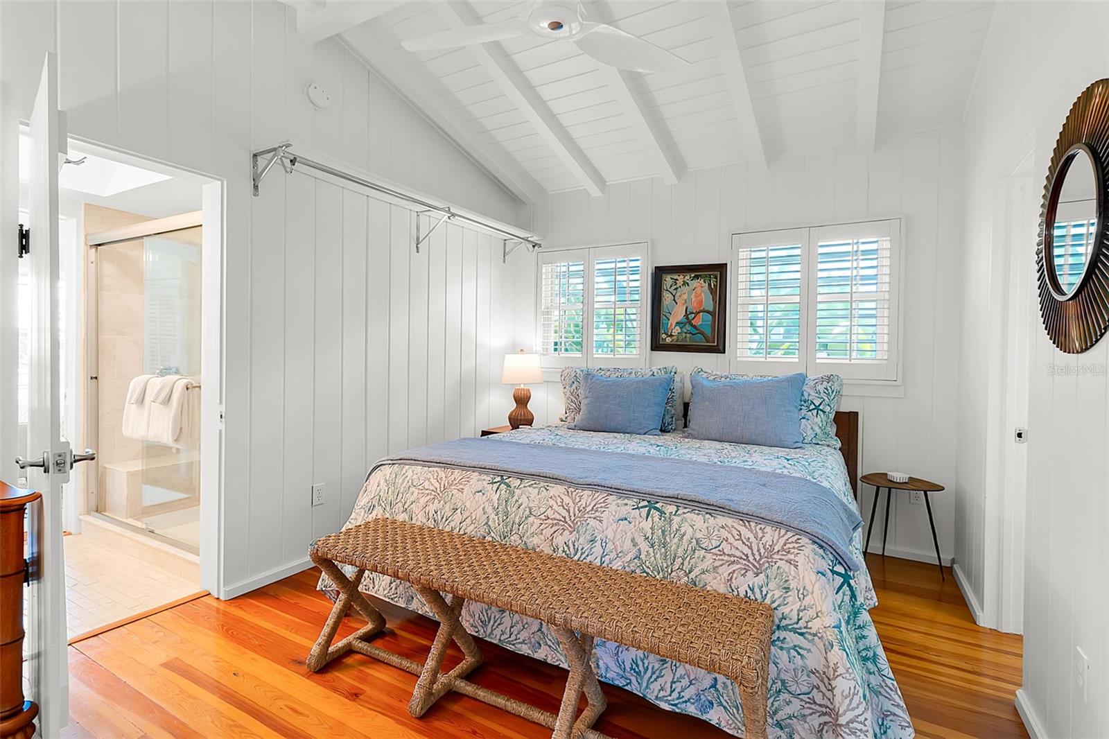 Image 23 of 51 For 621 Casey Key Road