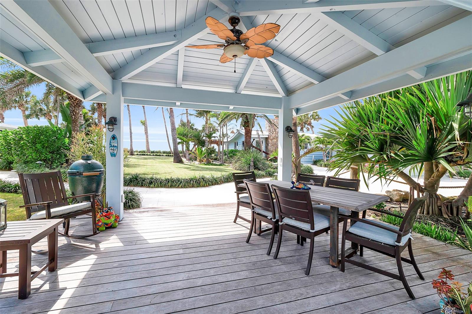 Image 27 of 51 For 621 Casey Key Road