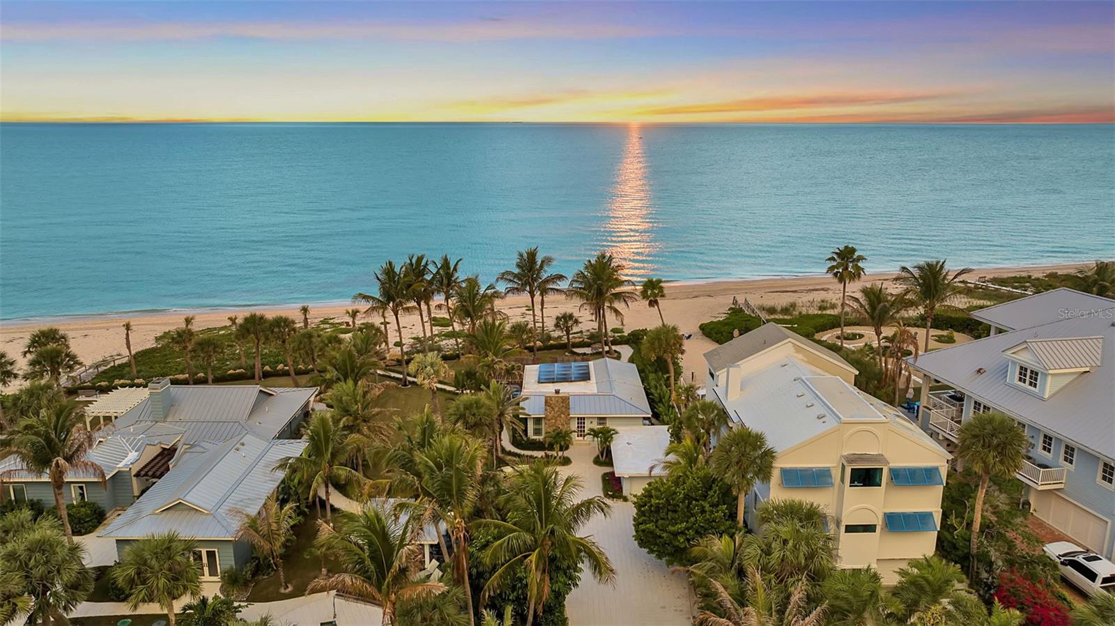 Image 40 of 51 For 621 Casey Key Road