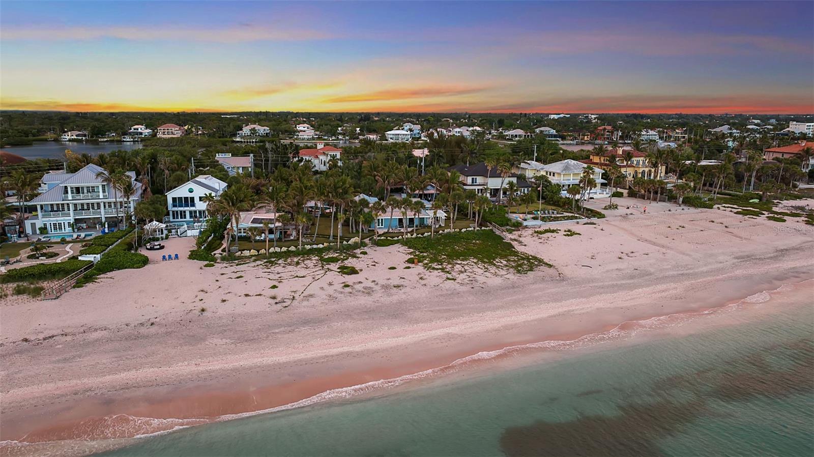 Image 42 of 51 For 621 Casey Key Road