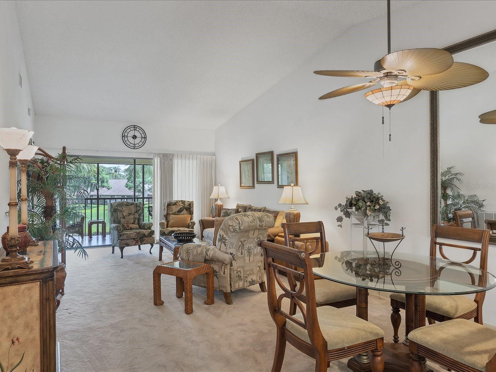 Image 11 of 28 For 4440 Weybridge  4440