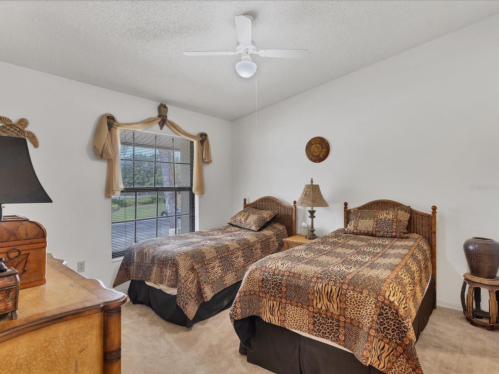 Image 22 of 28 For 4440 Weybridge  4440