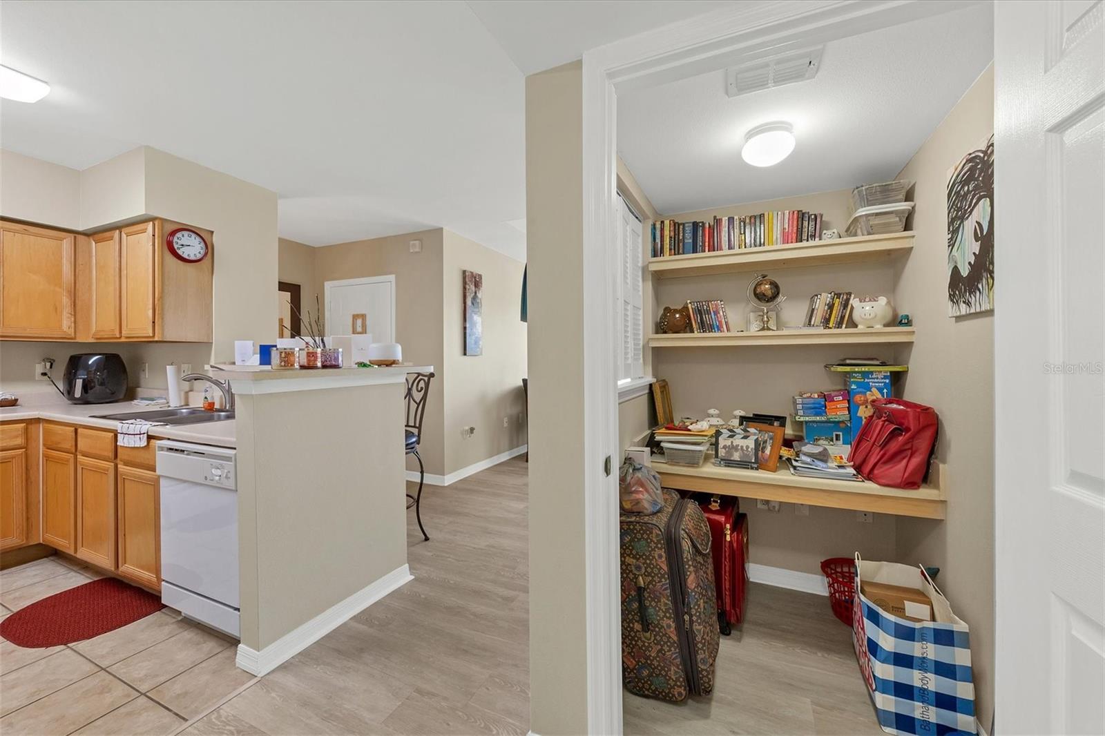 Image 12 of 37 For 1015 Villagio Circle 202