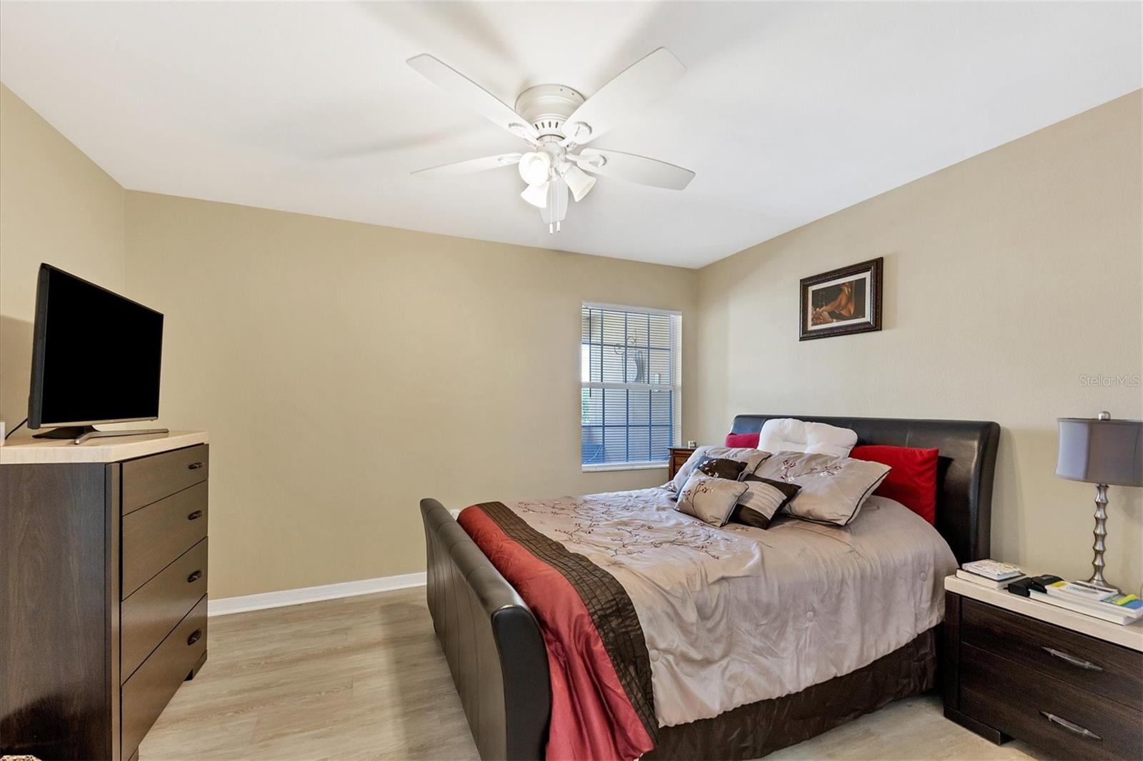 Image 20 of 37 For 1015 Villagio Circle 202