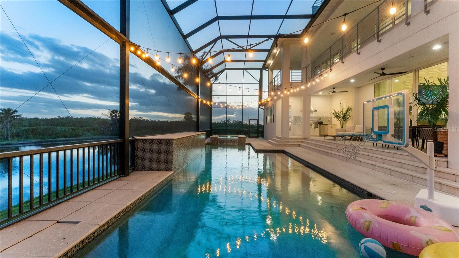 Listing photo id 16 for 5708 Inspiration Terrace