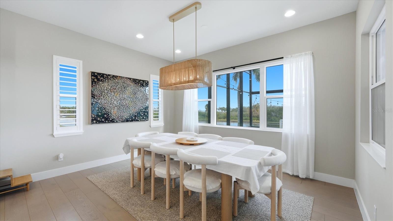 Listing photo id 29 for 5708 Inspiration Terrace