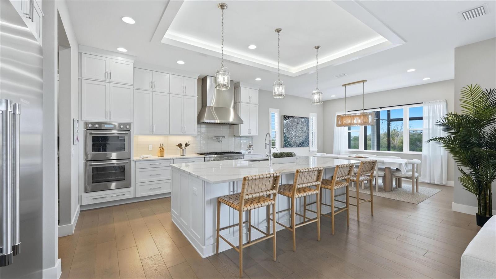 Listing photo id 30 for 5708 Inspiration Terrace