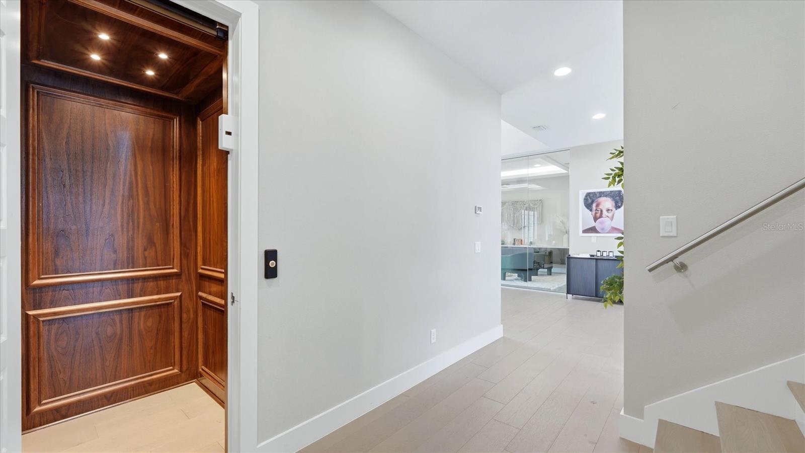 Listing photo id 33 for 5708 Inspiration Terrace