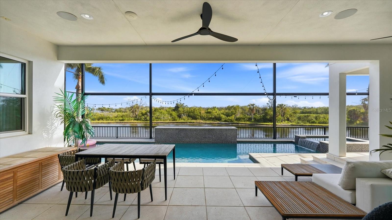 Listing photo id 36 for 5708 Inspiration Terrace