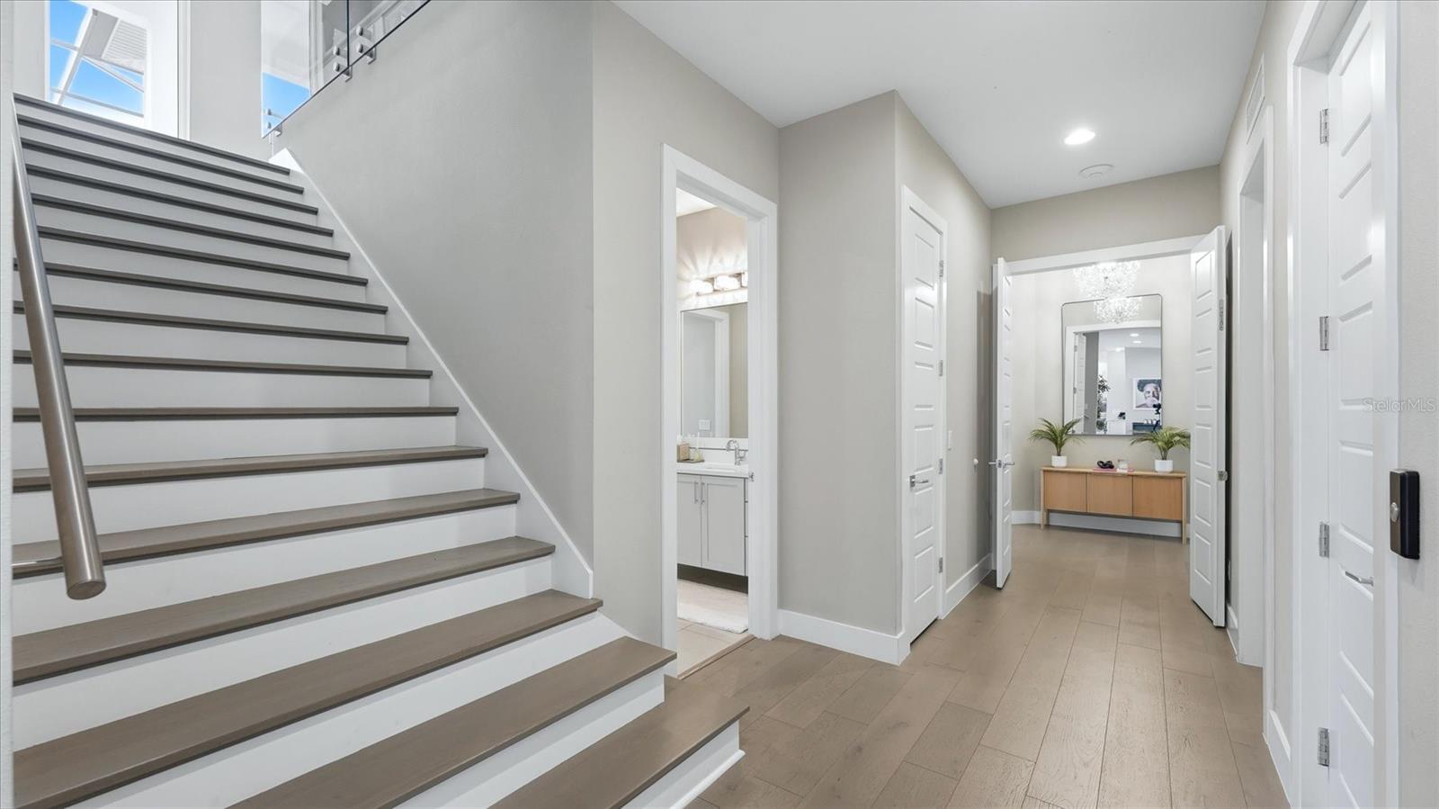 Listing photo id 42 for 5708 Inspiration Terrace